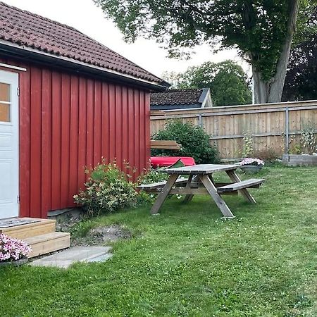Apartament With Access To Garden, Central, Quiet And With Free Parking Fredrikstad Esterno foto