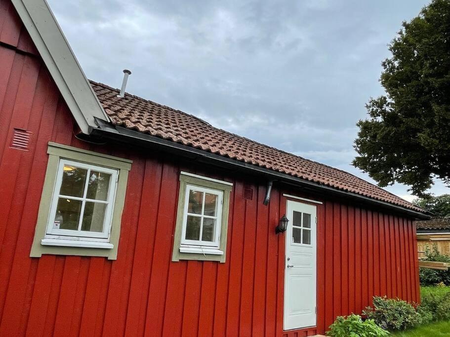 Apartament With Access To Garden, Central, Quiet And With Free Parking Fredrikstad Esterno foto